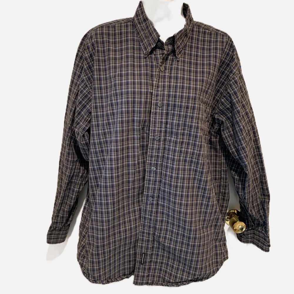 Bass L/S BDF casual shirt.  Button collar and cuffs used and very good condition